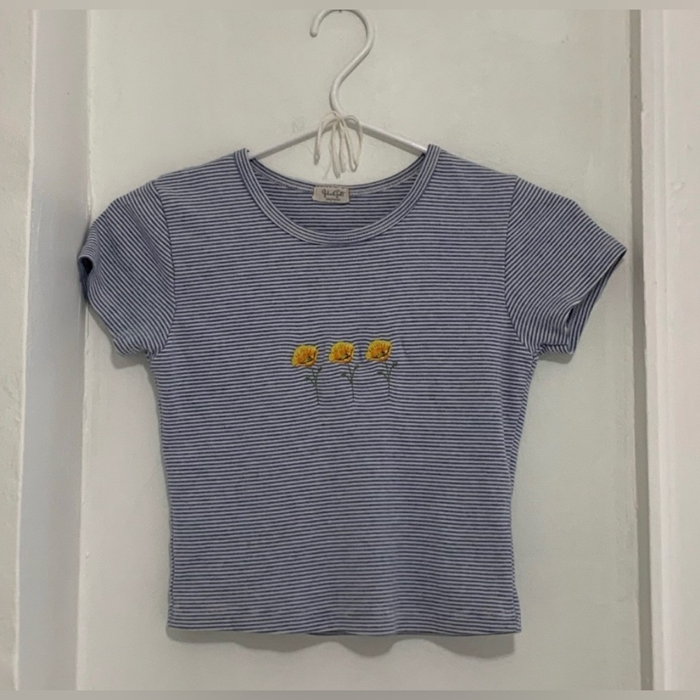 Brandy Melville Ashlyn yellow poppy top!